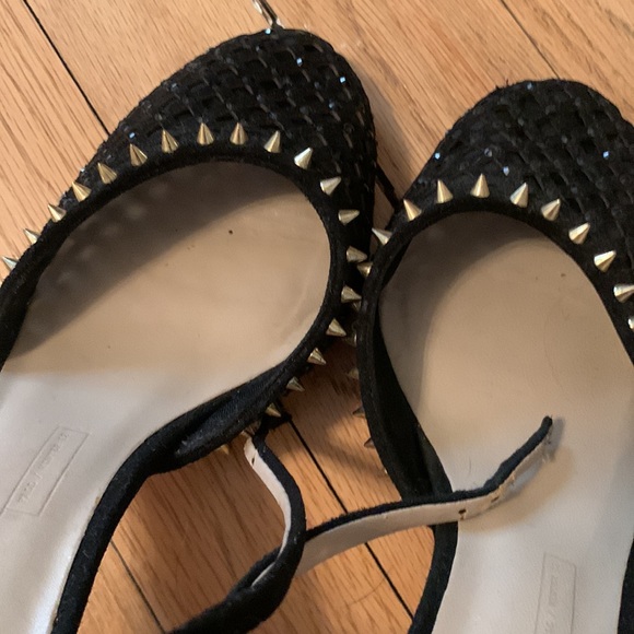 Zara - Heels with small gold spikes and mesh round toe - size 8 - Picture 7 of 11
